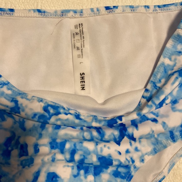 Shein Bikini 3 Piece! Size Medium/Large - Picture 4 of 10